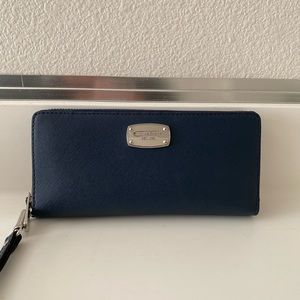 michael kors wallet